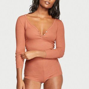 L VICTORIA'S SECRET Ribbed Modal Henley Short Pajama Set Light Brown NWT